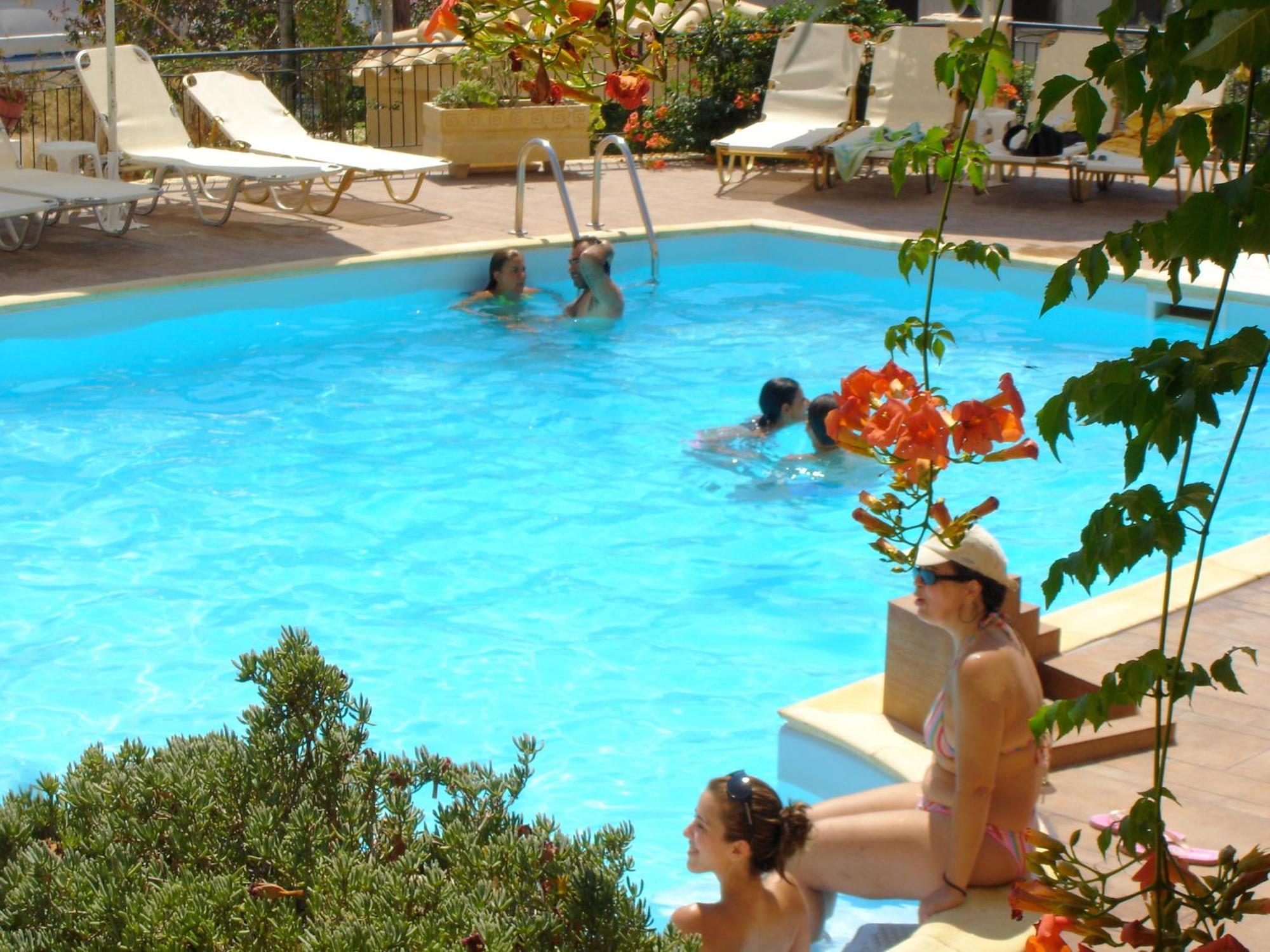 Hotel Afea Agia Marina  Exterior foto